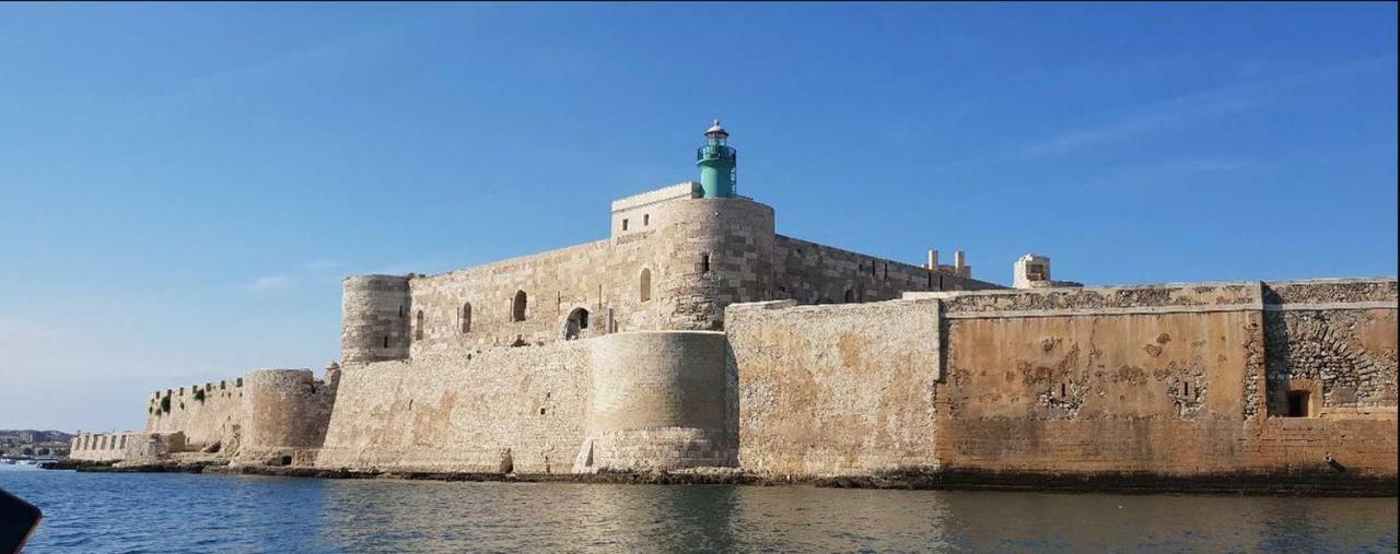 Casa Nagalè- Una suite di charme nel cuore di Ortigia a 50 mt dal mare Syracuse Extérieur photo