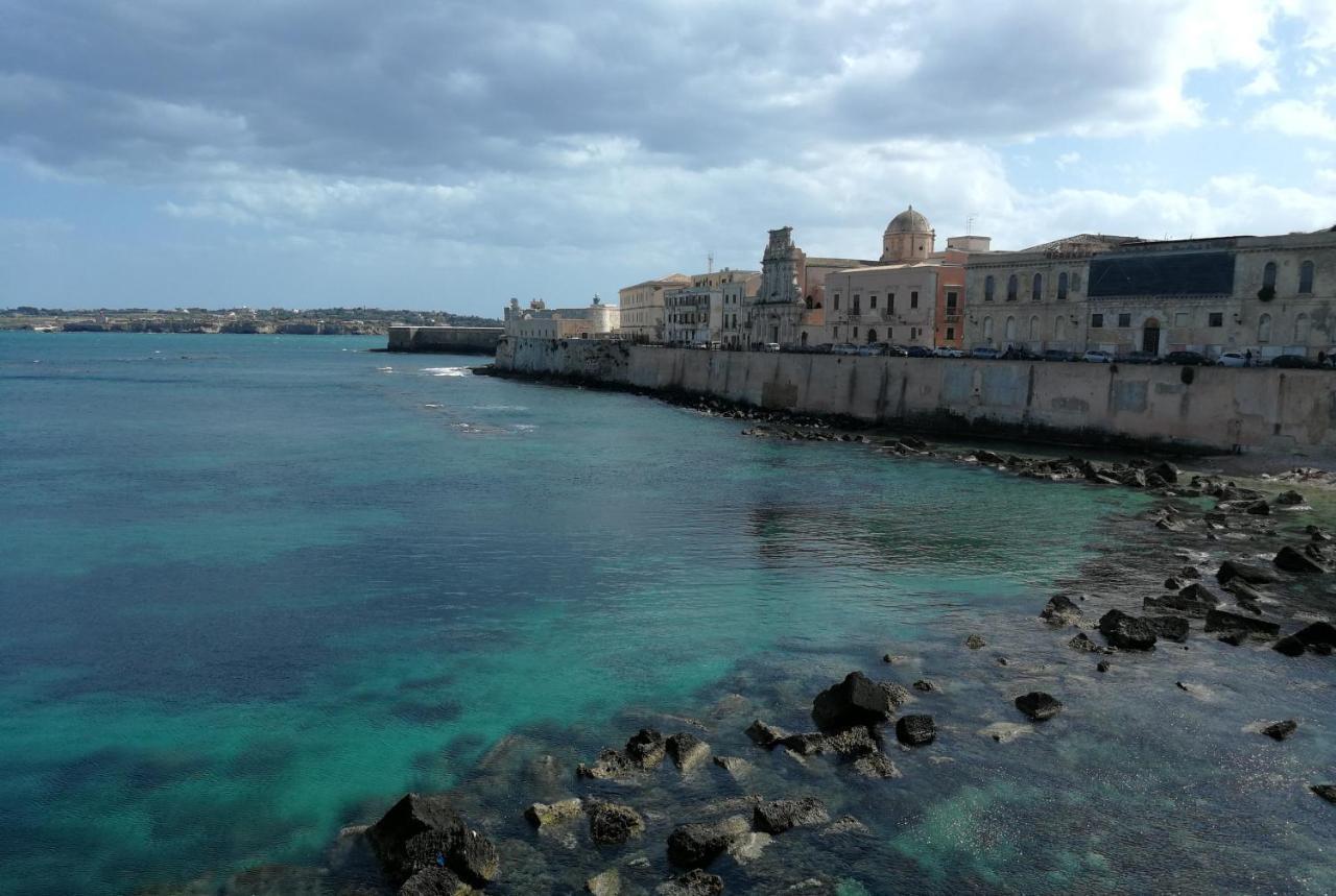 Casa Nagalè- Una suite di charme nel cuore di Ortigia a 50 mt dal mare Syracuse Extérieur photo